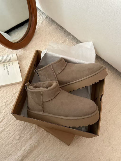 Ankle-Length Women’s Winter Boots |NO LOGO  Leather Fur Lining | Sheepskin with Integrated Wool Height: Medium